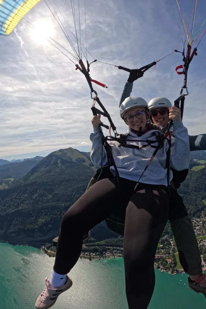 Entspannter Tandemflug über dem Wolfgangsee im Salzkammergut